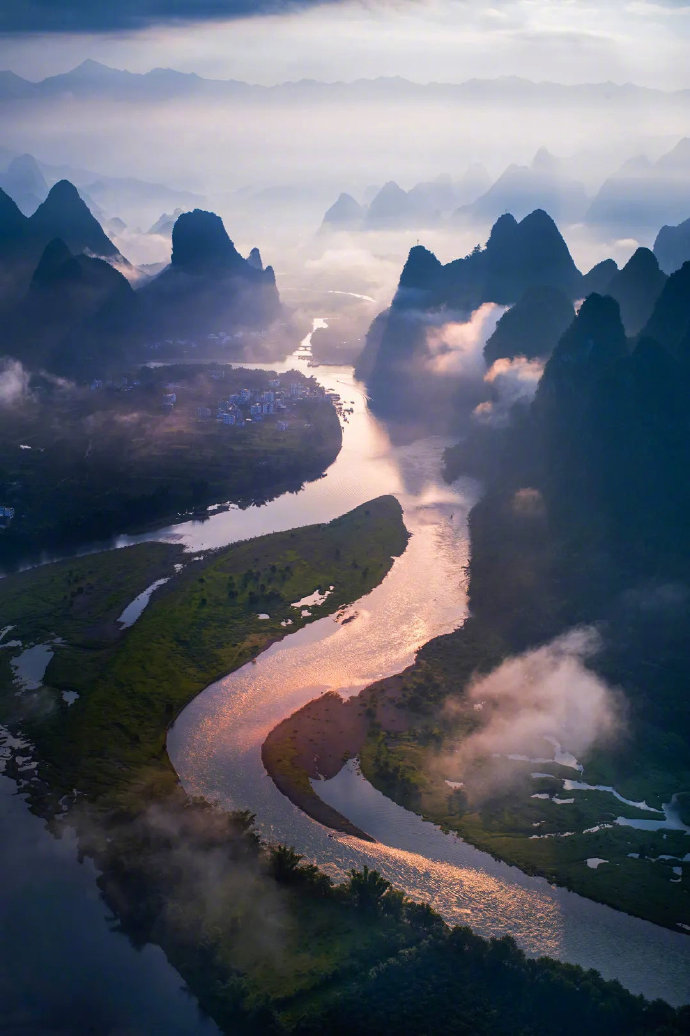 广西日报聚焦广西发展动态